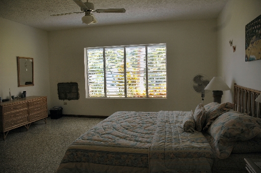 One bedroom cliffside 